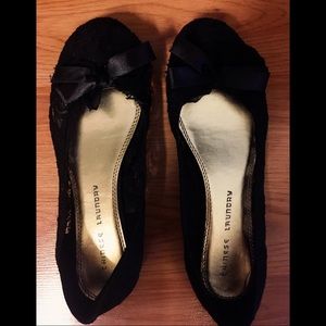 Chinese Laundry Black Bow&Lace Flats Size 9